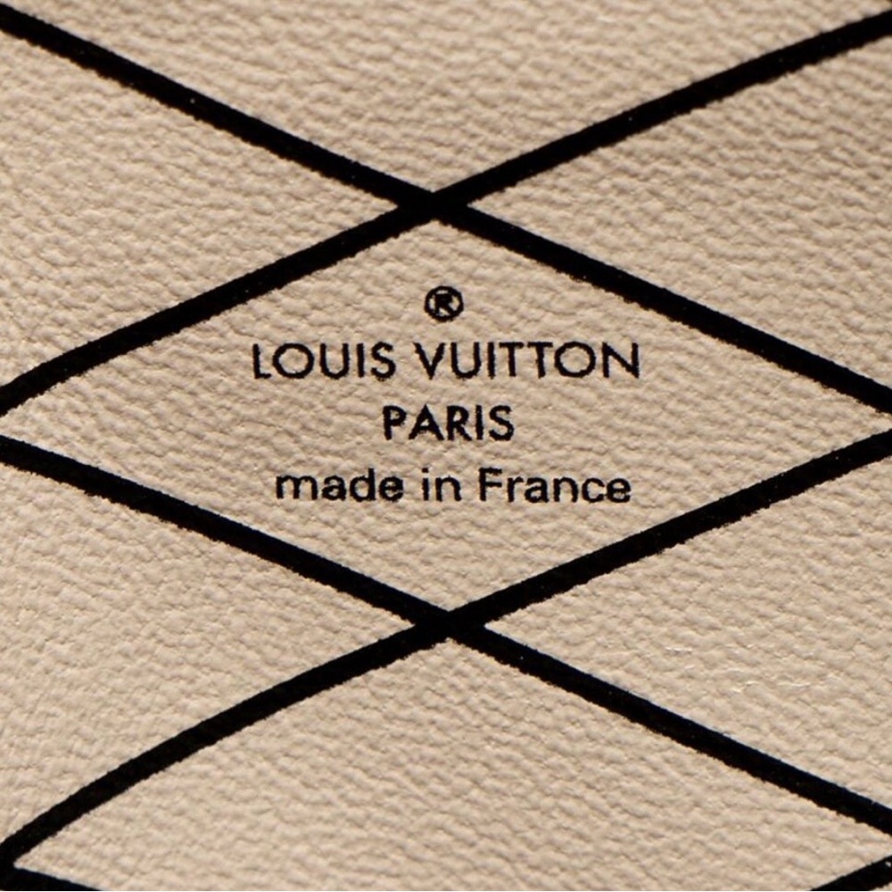 Louis Vuitton Reverse Monogram Trunk Crossbody - Picture 11 of 11